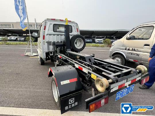 徐工XGH5030ZXXD6車廂可卸式垃圾車