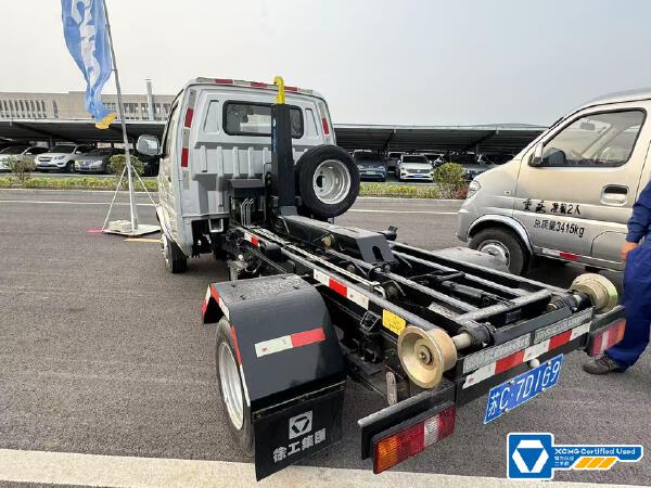 徐工XGH5030ZXXD6車廂可卸式垃圾車