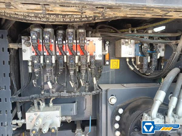 徐工RP1253T攤鋪機(jī)