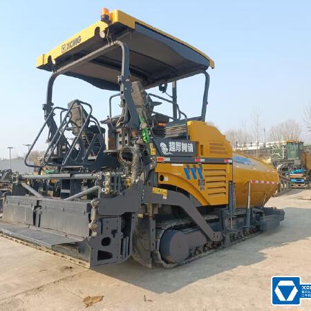 徐工RP1253T摊铺机