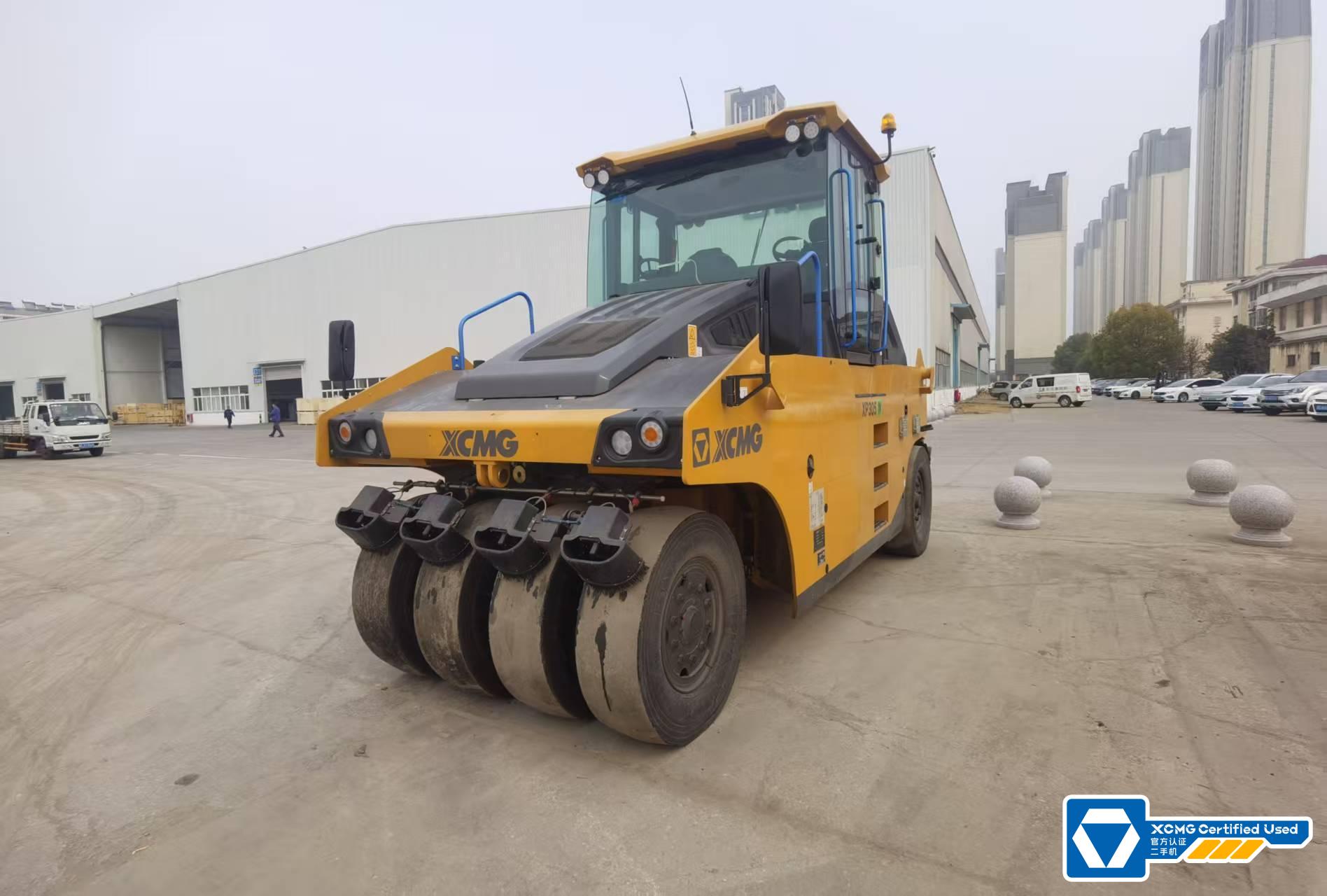 徐工XP305IV輪胎壓路機