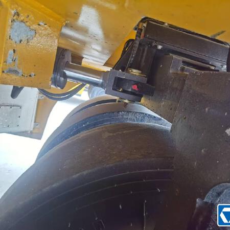 徐工XP305IV轮胎压路机