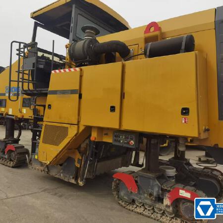 徐工XM200KII铣刨机