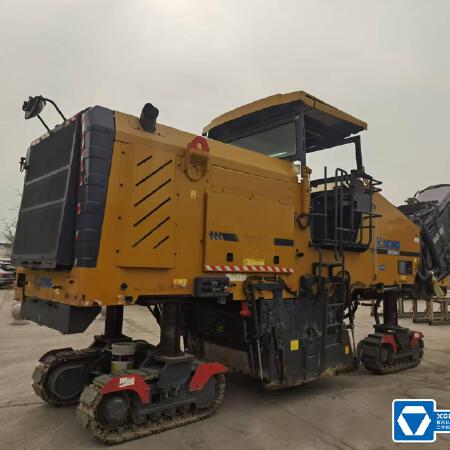 徐工XM200KII铣刨机