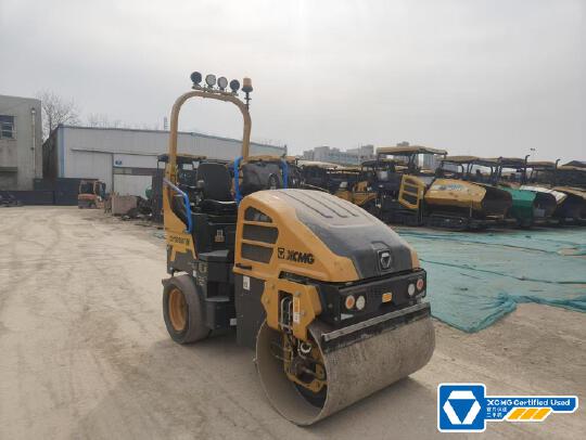 徐工XD120SVTIV手扶式振動壓路機