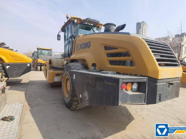 徐工XS335IV單鋼輪壓路機(jī)