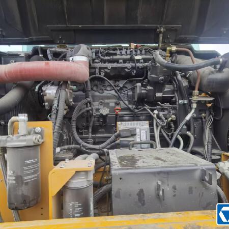 徐工XP305SIV轮胎压路机