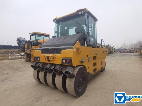 徐工XP305IV輪胎壓路機