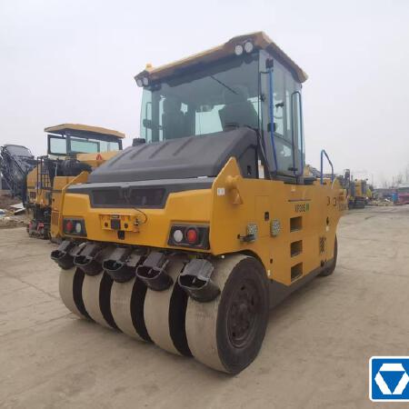 徐工XP305IV轮胎压路机