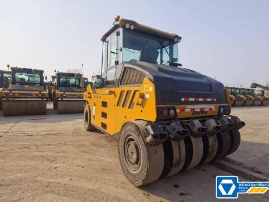 徐工XP305KSIV輪胎壓路機