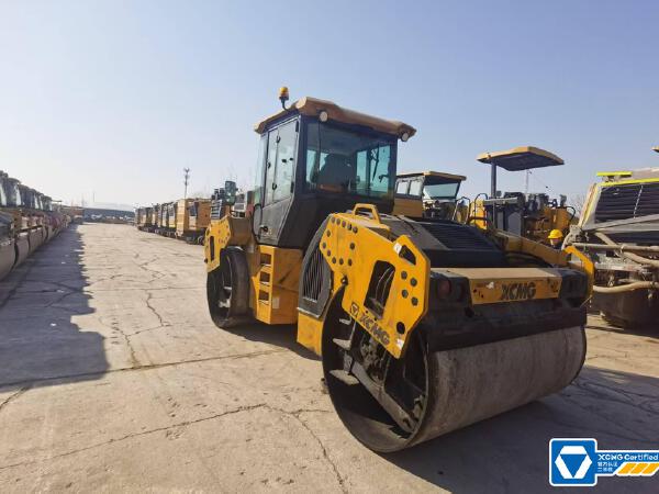 徐工XD135TCIV雙鋼輪壓路機