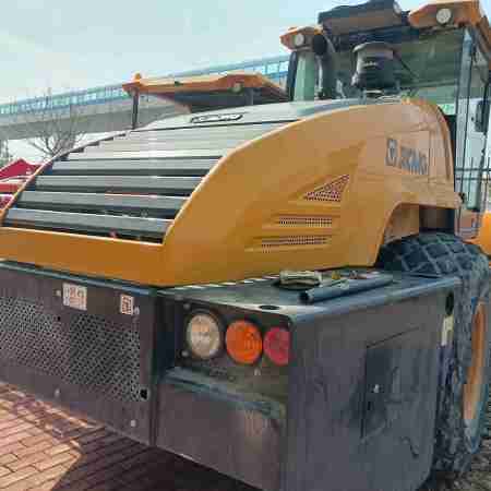 徐工XS225SIV单钢轮压路机