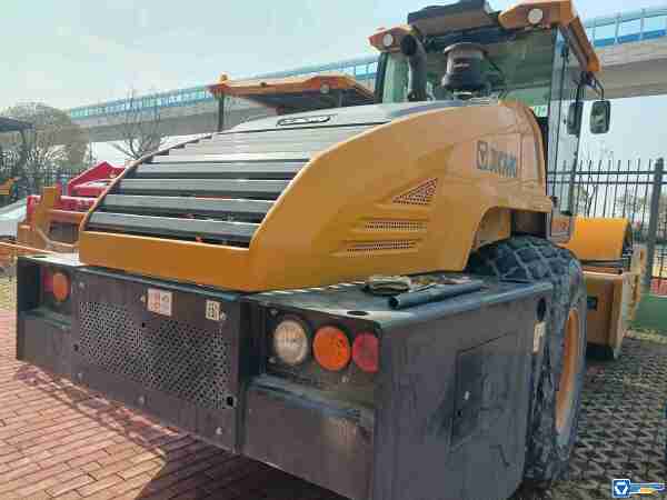 徐工XS225SIV單鋼輪壓路機