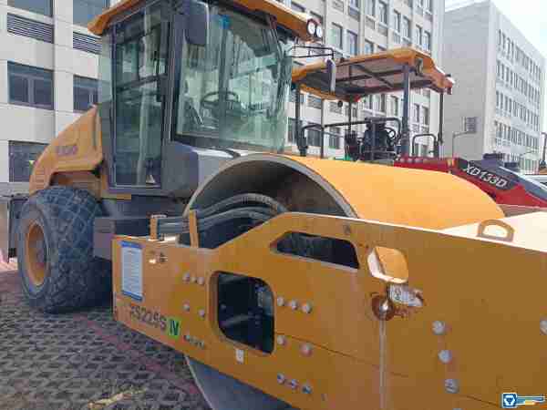 徐工XS225SIV單鋼輪壓路機