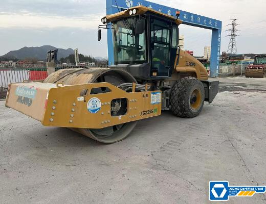 徐工XS225SIV单钢轮压路机