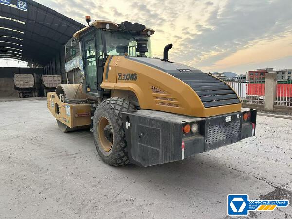 徐工XS225SIV單鋼輪壓路機