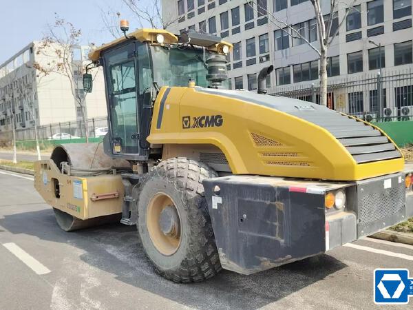 徐工XS225SIV單鋼輪壓路機