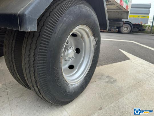 徐工XGH5030ZXXD6車廂可卸式垃圾車