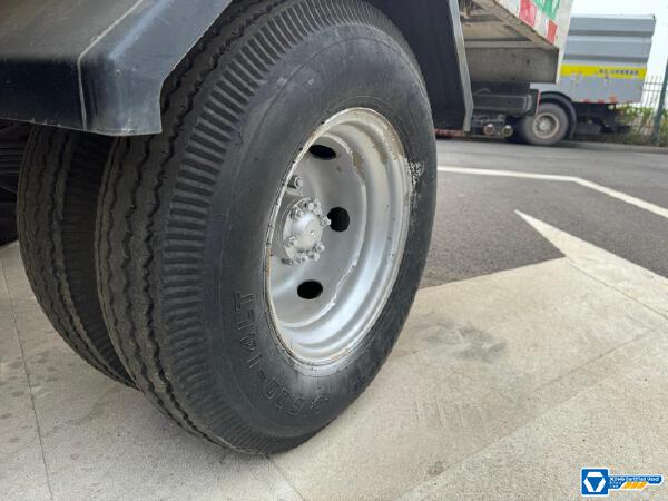 徐工XGH5030ZXXD6車廂可卸式垃圾車