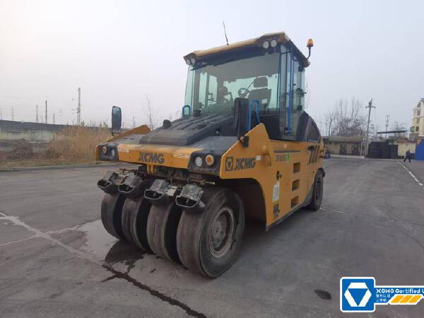 徐工XP305SIV輪胎壓路機