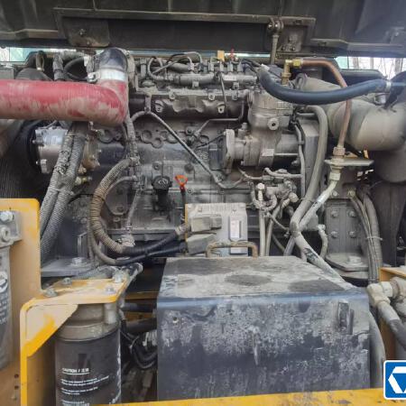 徐工XP305SIV轮胎压路机