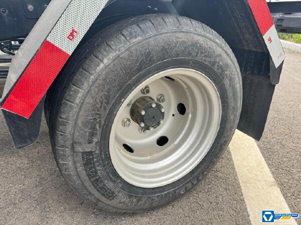 徐工XGH5030ZXXD6車廂可卸式垃圾車