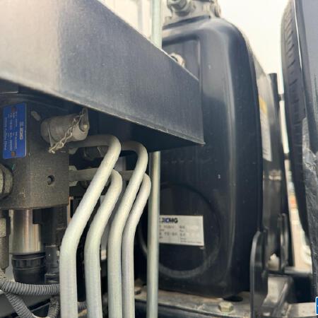 徐工XGH5030ZXXD6车厢可卸式垃圾车