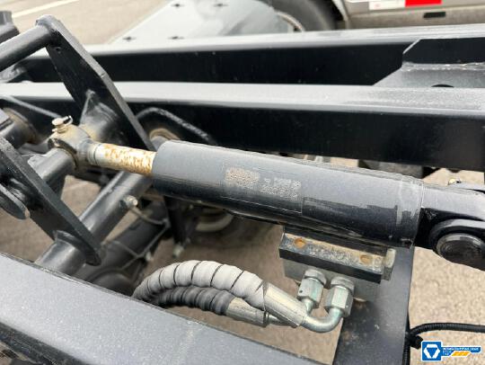 徐工XGH5030ZXXD6車廂可卸式垃圾車