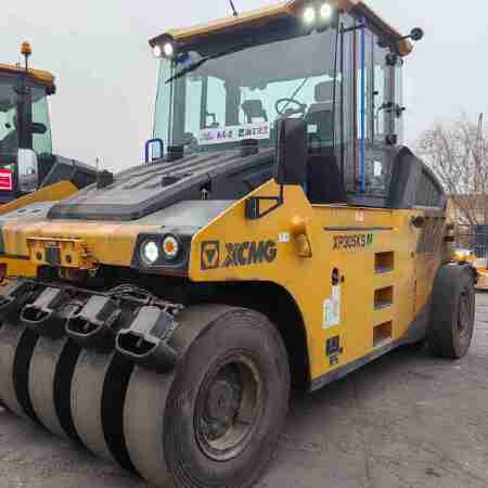 徐工XP305KSIV轮胎压路机