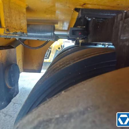 徐工XP305KSIV轮胎压路机