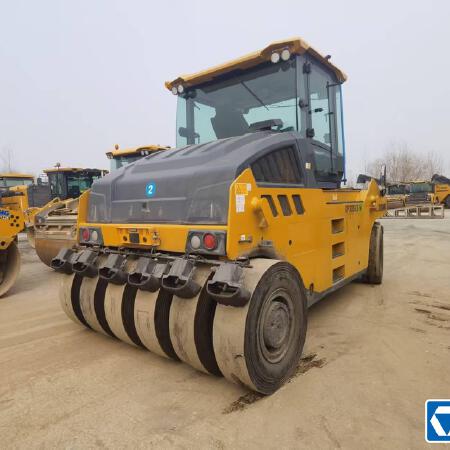 徐工XP305KSIV轮胎压路机