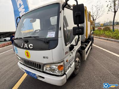 徐工XZJ5040ZZZH5自裝卸式垃圾車