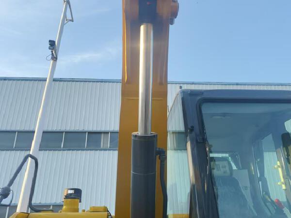 徐工XE75GA履帶式挖掘機