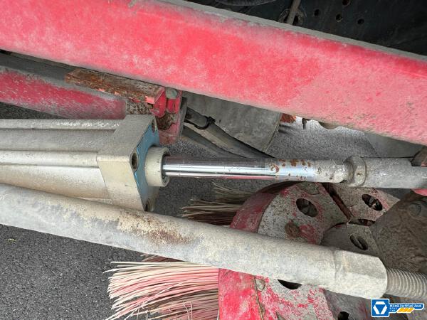 徐工XZJ5250TXSD5掃洗車