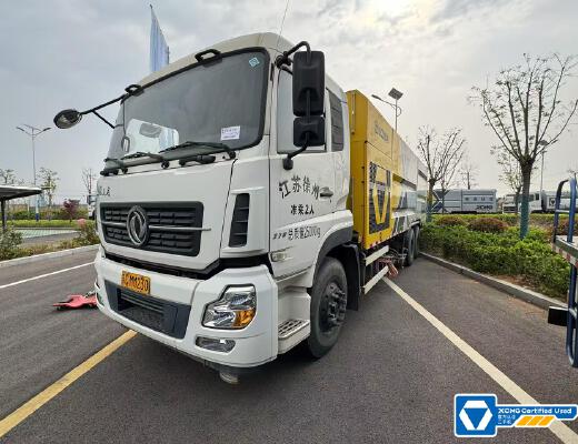 徐工XZJ5250TXSD5扫洗车