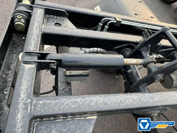 徐工XGH5030ZXXD6車廂可卸式垃圾車