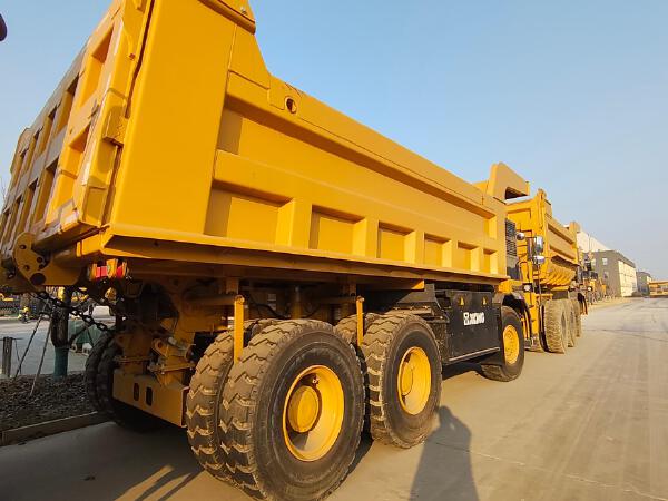 徐工XDR80TE寬體車