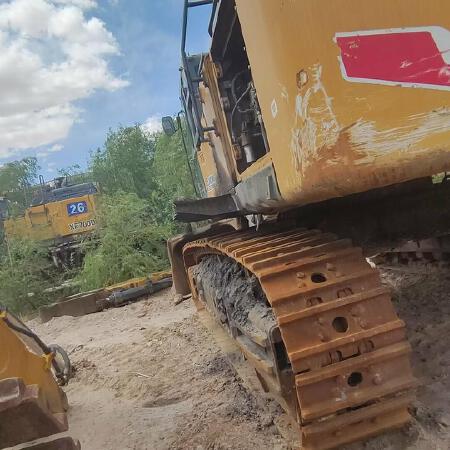 徐工XE700D履带式挖掘机