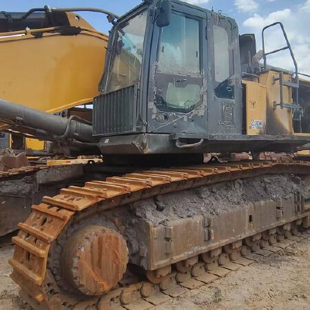 徐工XE700D履带式挖掘机