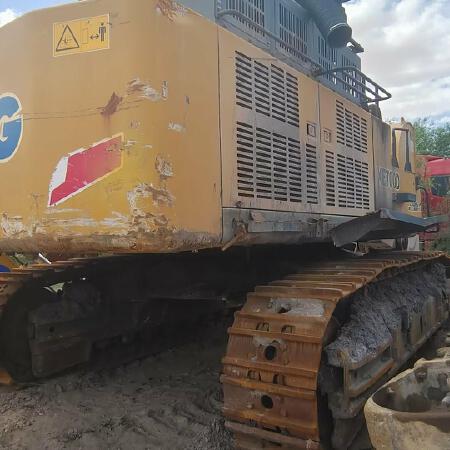 徐工XE700D履带式挖掘机