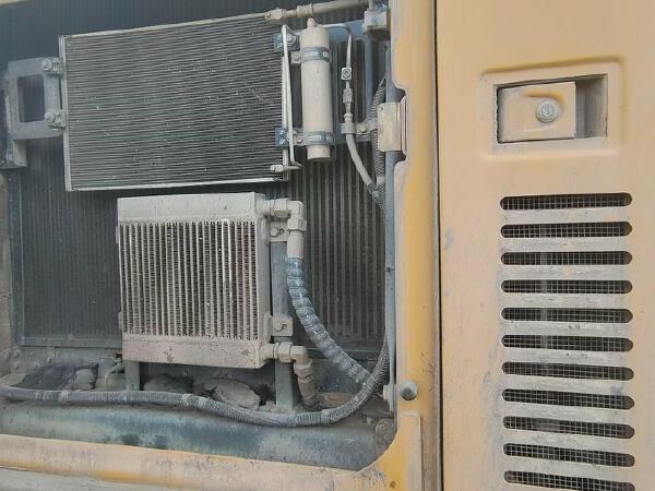 徐工XE700D履帶式挖掘機(jī)