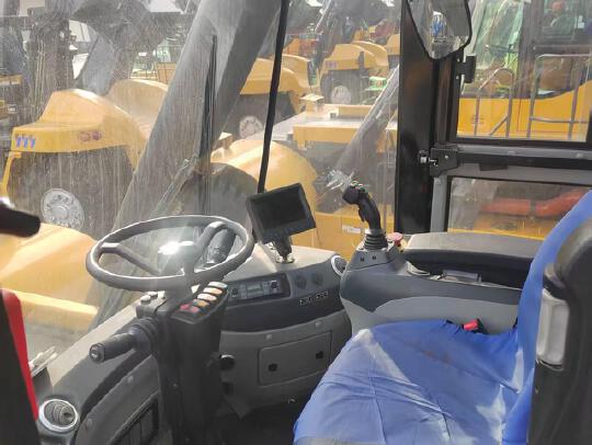 徐工XCS4531K港口移动起重机