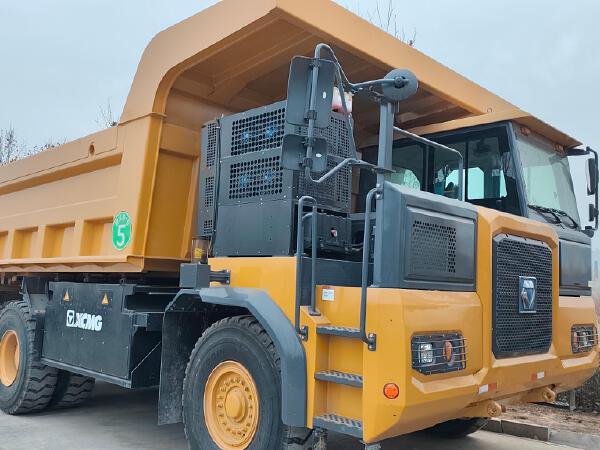 徐工XDR80TE寬體車