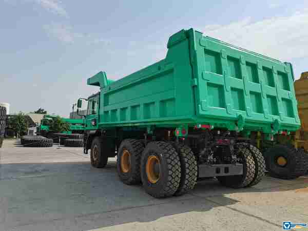 徐工XDR80TE寬體車