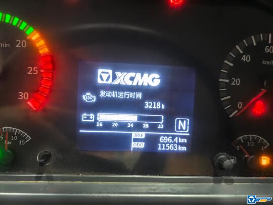 徐工QY25K5F汽車起重機(jī)
