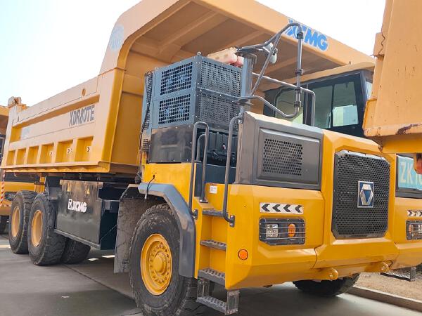 徐工XDR80TE寬體車