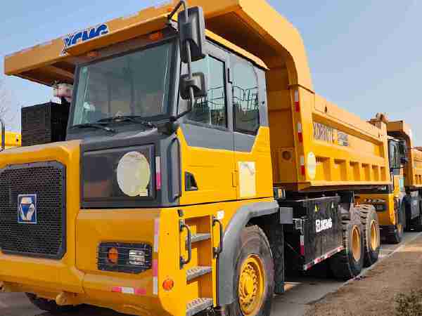 徐工XDR80TE寬體車