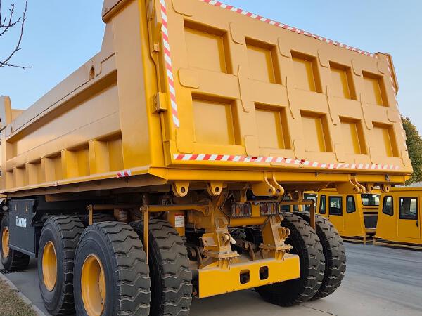 徐工XDR80TE寬體車