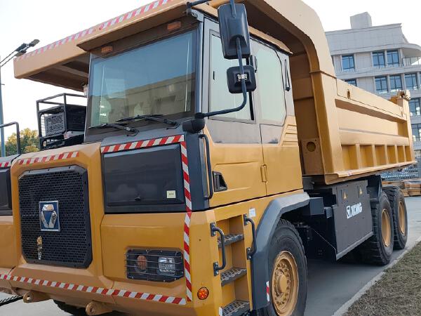 徐工XDR80TE寬體車