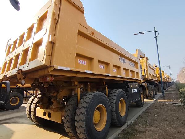 徐工XDR80TE寬體車